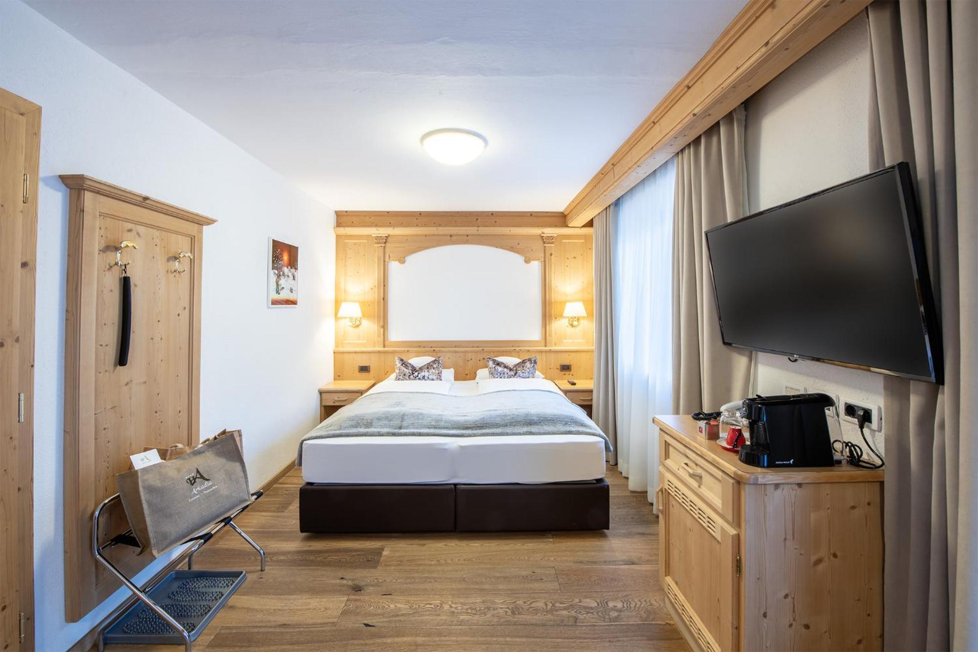 Hotel Arkadia - "Adults Only" Corvara In Badia Kültér fotó