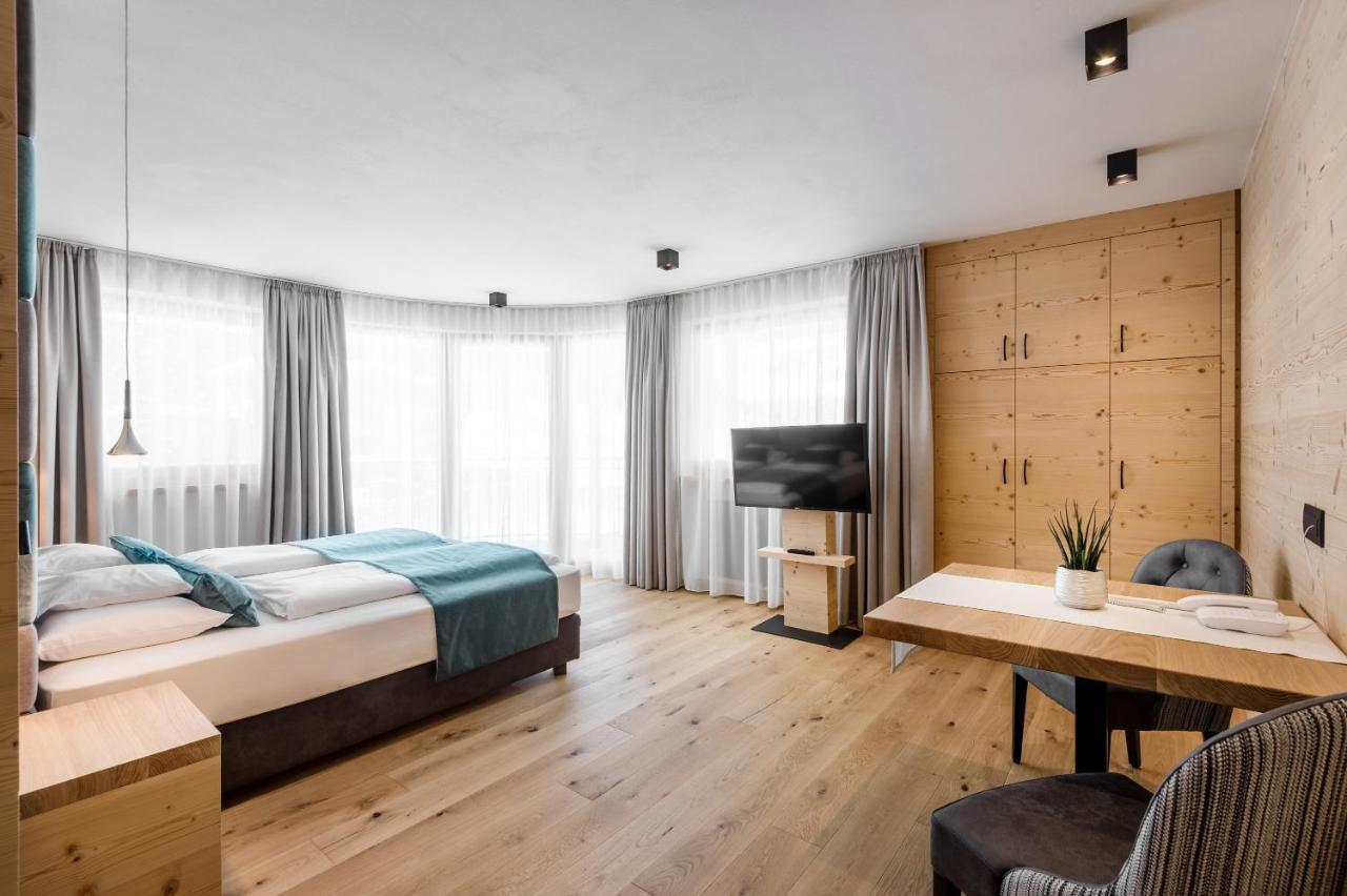 Hotel Arkadia - "Adults Only" Corvara In Badia Kültér fotó